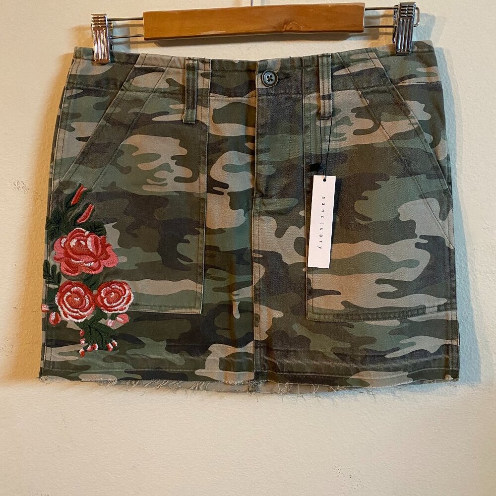 SANCTUARY SIZE 26" UTILITY-STYLE CAMOUFLAGE MINI SKIRT